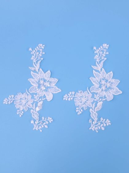 Ivory Floral Appliques - 5cm x 11cm/2" x 4,3"